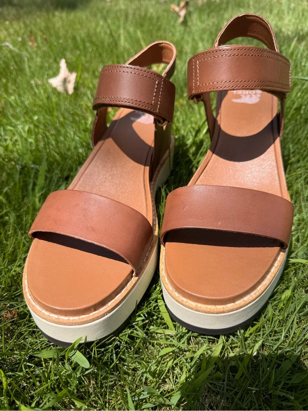 Sorel Joanie IV Y Strap Tan Leather Wedge Platform Sandals 9M